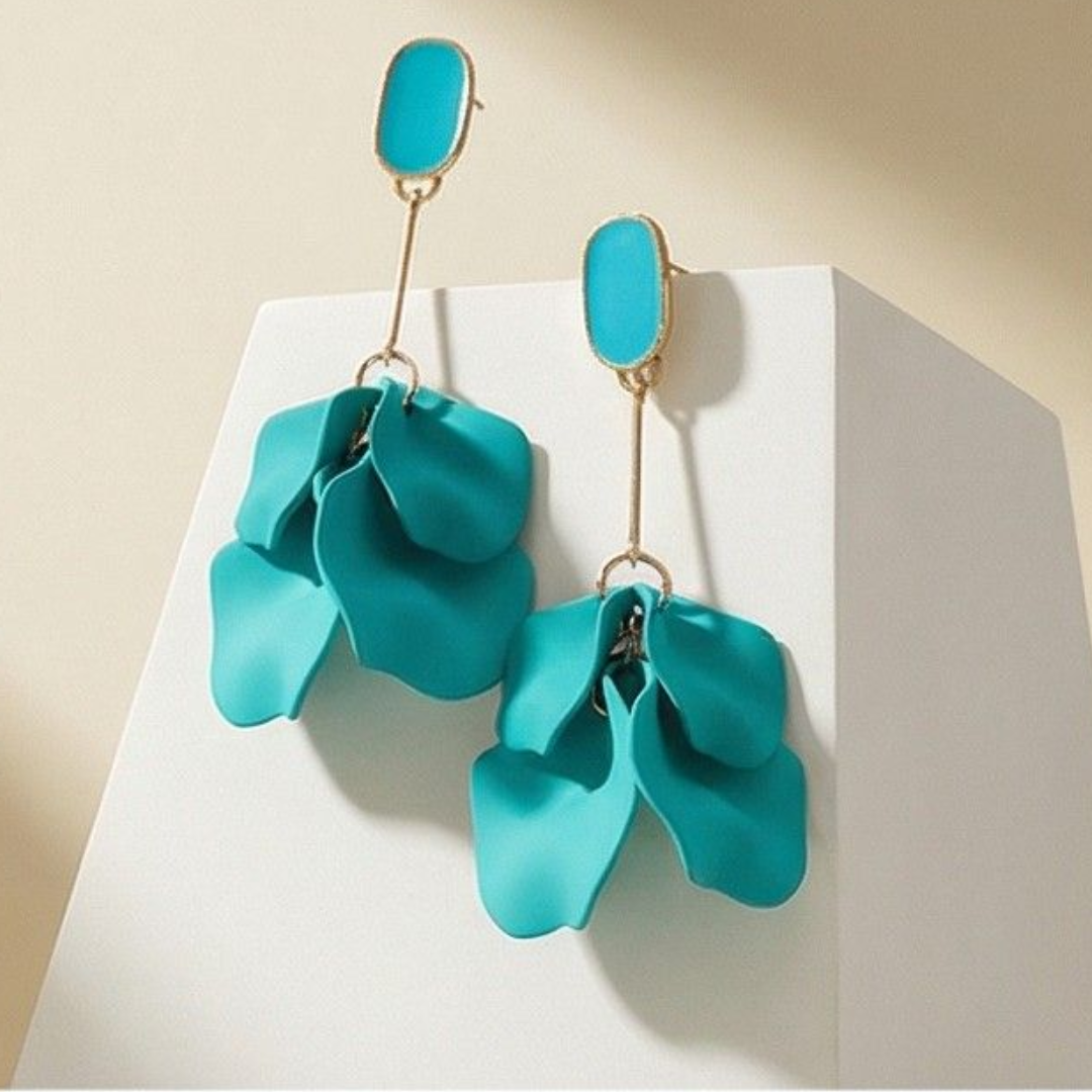 Brincos pétalas de flores em acrílico turquesa