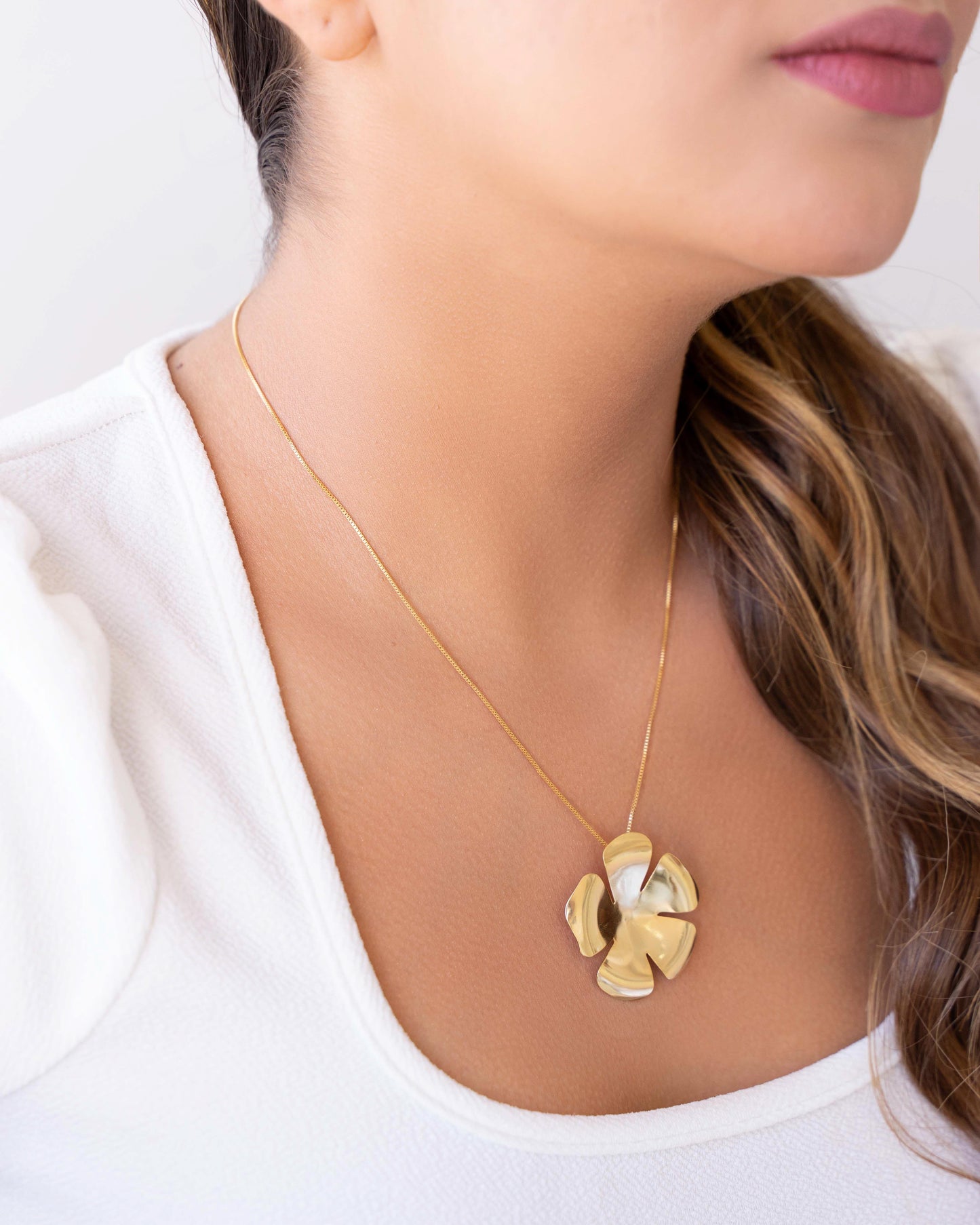 18K Gold Plated Hollow Leaves Choker