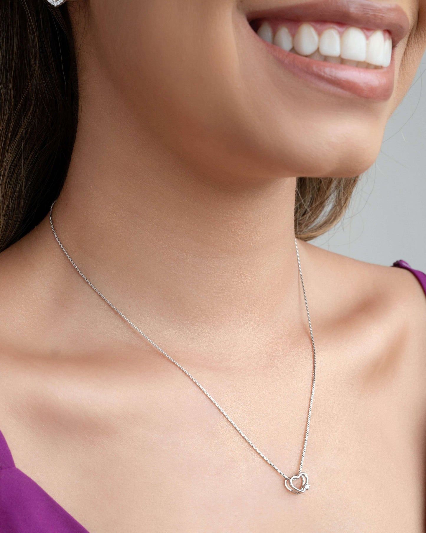 Choker Hollow Leaves White Rhodium
