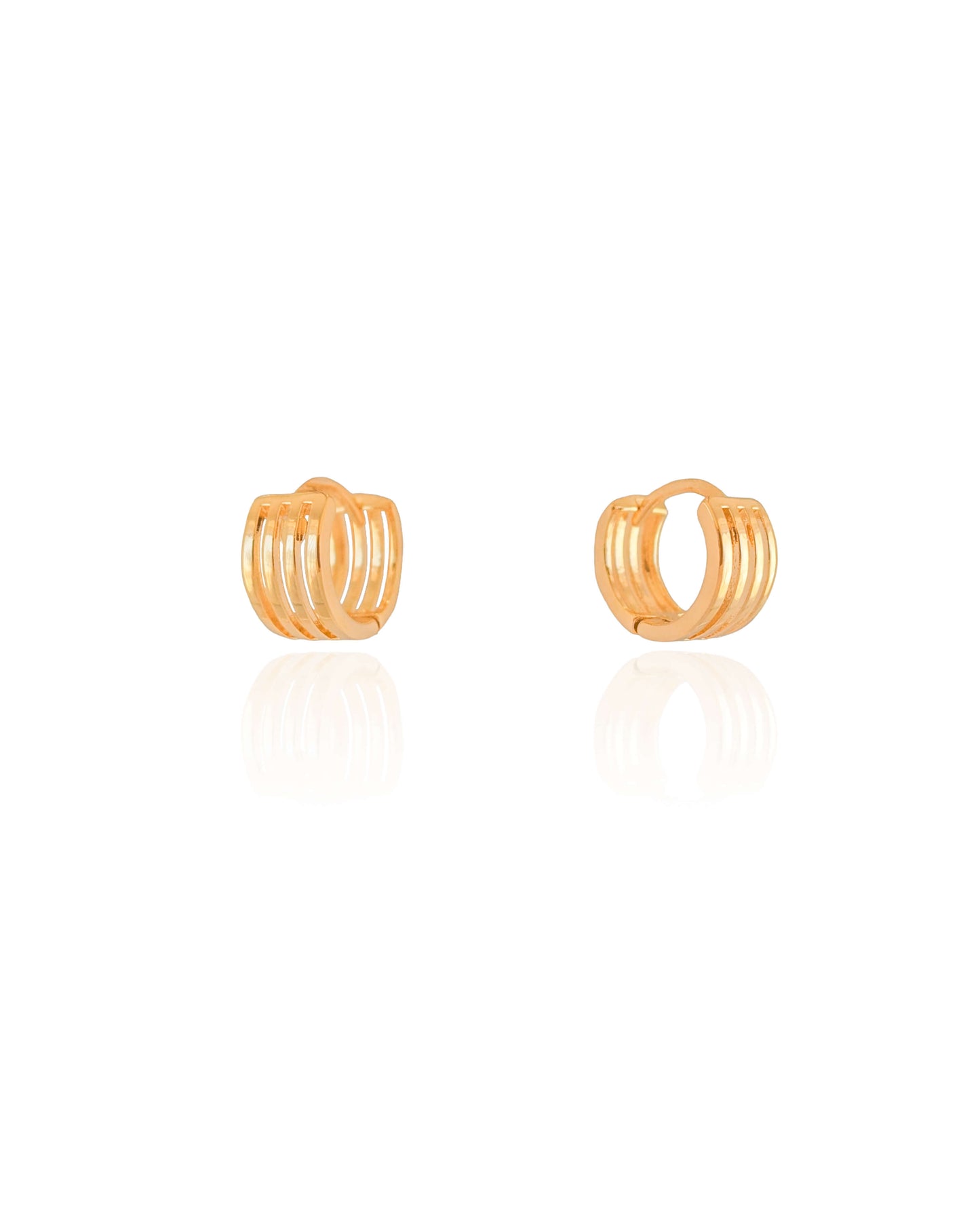Brinco Argola Click Filetes Lisos 1.1 cm Banho Ouro 18K