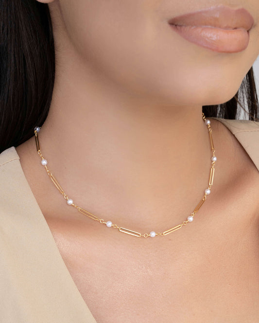 Choker Elos com Pérolas Banhado a Ouro 18K - 32 cm